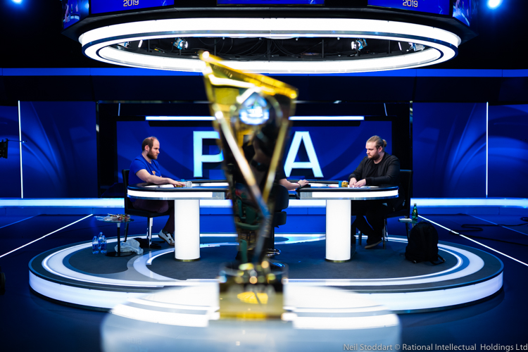 NEIL6548_Heads_Up_PCA2019_Neil Stoddart